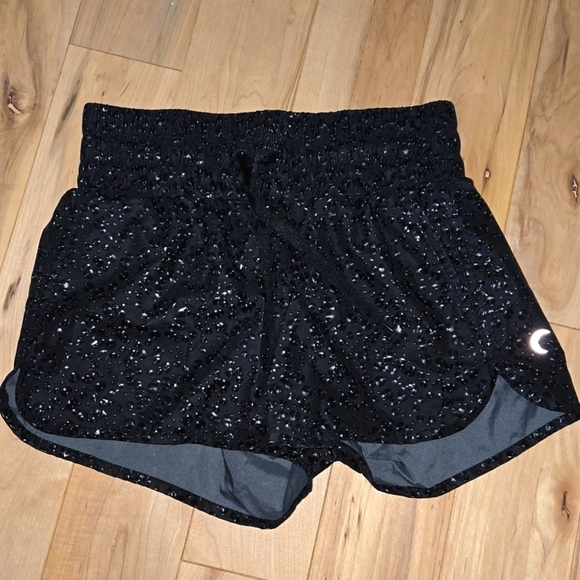 Zyia Athletic Shorts - Picture 1 of 6